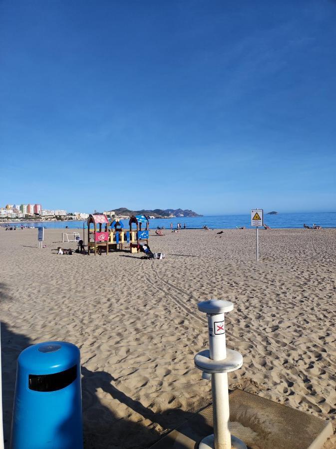 Primera Linea De Mar Con Piscina, Gimnasio Y Parking 2 Hab Y 2 Banos Villajoyosa Dış mekan fotoğraf