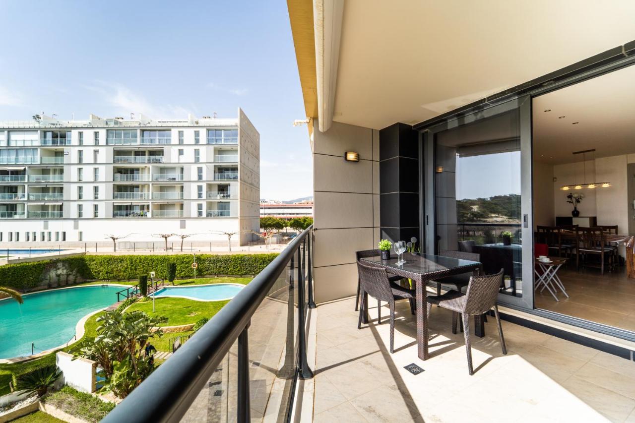 Primera Linea De Mar Con Piscina, Gimnasio Y Parking 2 Hab Y 2 Banos Villajoyosa Dış mekan fotoğraf