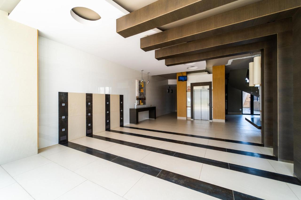 Primera Linea De Mar Con Piscina, Gimnasio Y Parking 2 Hab Y 2 Banos Villajoyosa Dış mekan fotoğraf