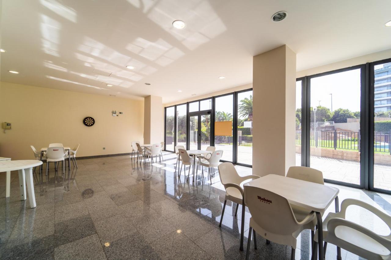 Primera Linea De Mar Con Piscina, Gimnasio Y Parking 2 Hab Y 2 Banos Villajoyosa Dış mekan fotoğraf